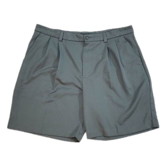 Izod XFG Men's olive‎ green pleated golf shorts size 38 - Picture 1 of 6